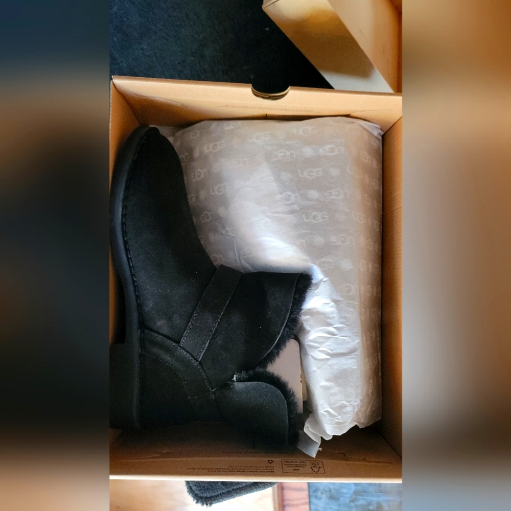 Ugg Aubrielle size 11